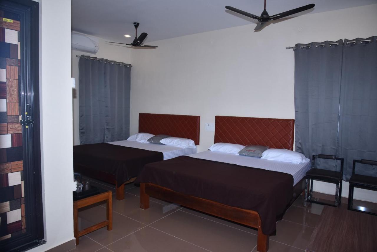 Hotel Coastal Inn Nāgappattinam Kültér fotó